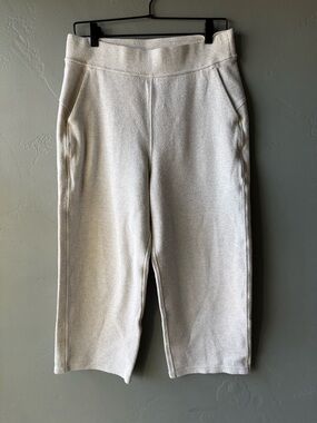 Lululemon Ribbed Straight Leg Super High Rise Crop 23" ~ Size 10